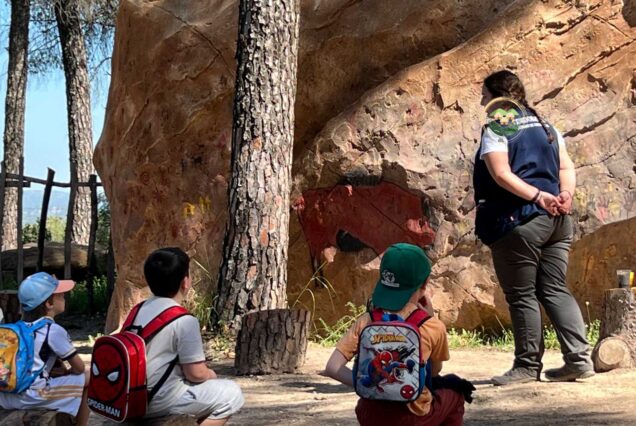 Visita guiada para escolares en parque de la prehistoria